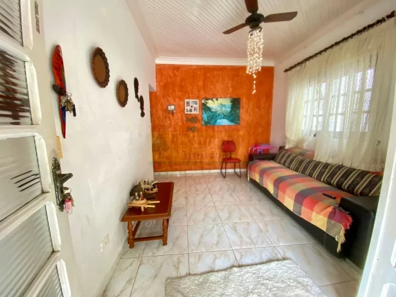 Imagem Excelente Casa de 2 Dorm a Venda no Sumaré - Caraguatatuba
