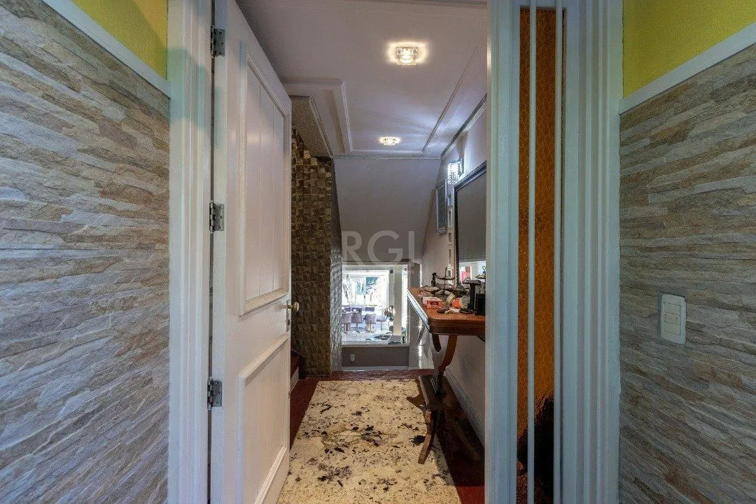 Imagem Casa Condominio para Venda - 381.1m², 4 dormitórios, sendo 2 suites, 4 vagas - Santa Tereza