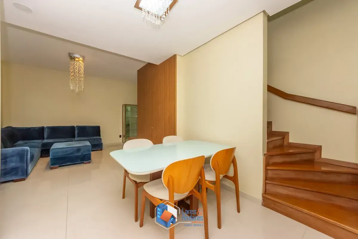 Imagem Casa no condomínio Villa Colibri para venda com 4 quartos, sendo 1 suíte, 128m²