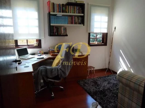 Imagem Casa em Condomínio Fechado na Serra da Cantareira !!!