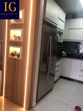 Imagem Casa de Condomínio com 3 Quartos à Venda, 144 m² em Vila Scarpelli - Santo André