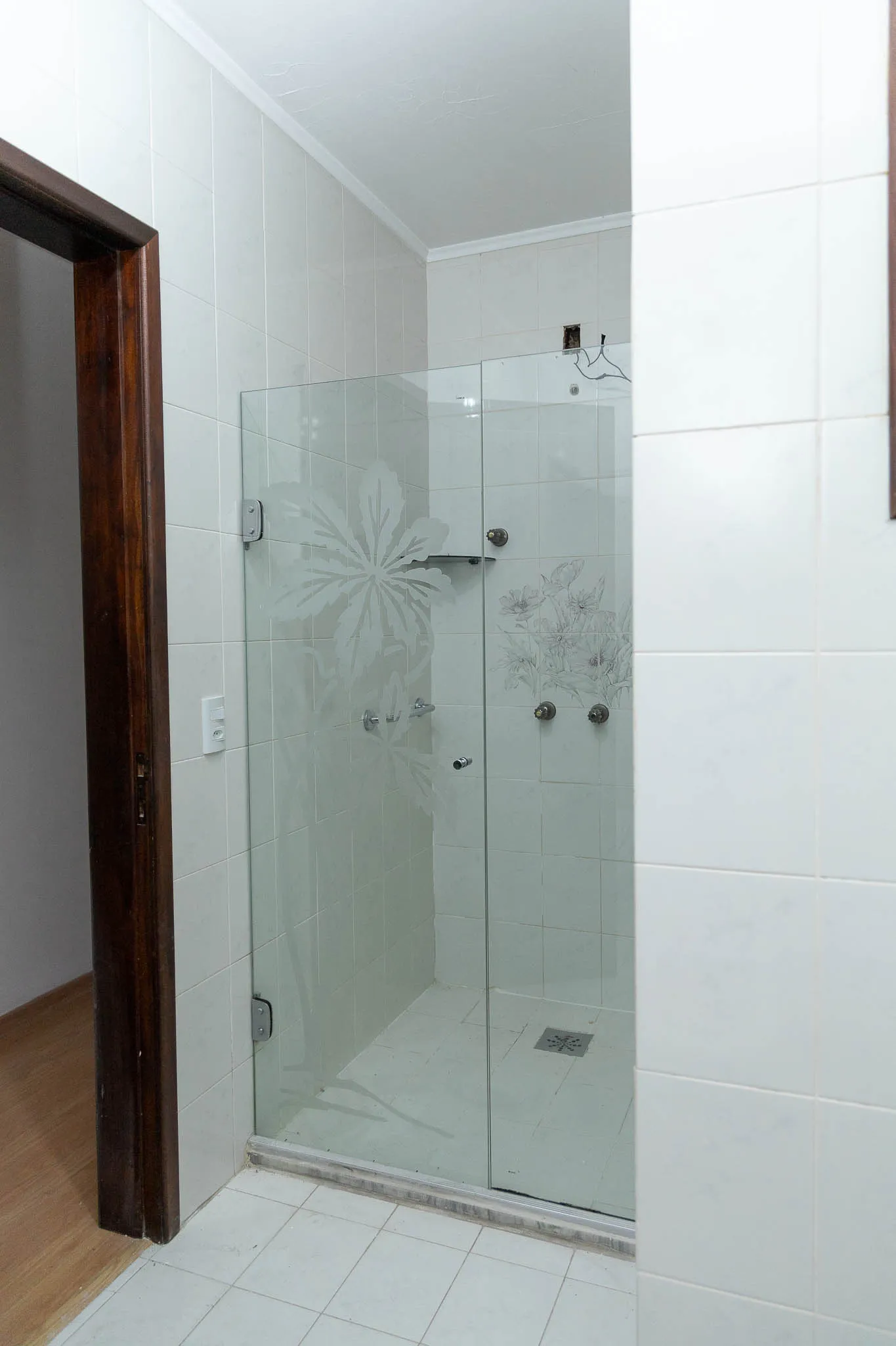 Imagem Casa com Piscina à venda no Jardim ITU- Excelente localização e ampla área de lazer!