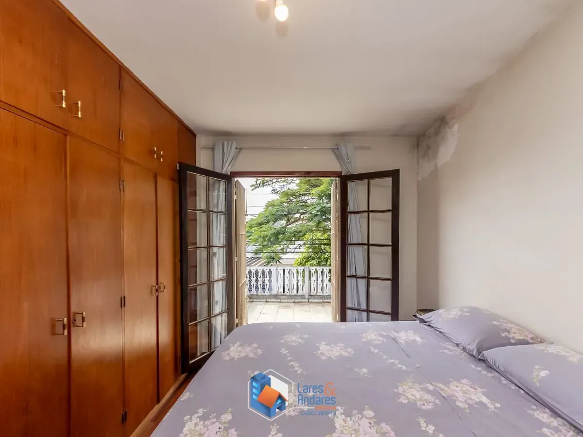 Imagem Casa para venda em Vila Marari com 3 quartos, sendo 2 suítes, 180m²