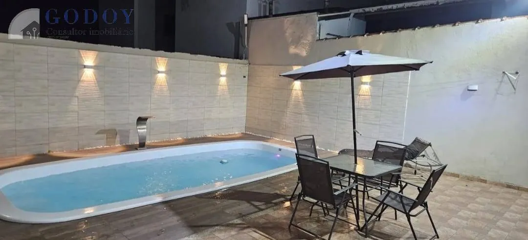 Foto do imóvel Casa moderna com 3 dormitórios, suíte, área gourmet e piscina aquecida