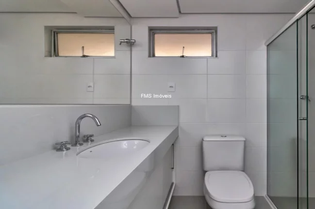 Imagem Apartamento com 4 Quartos e 2 Suítes em Santa Cecília, São Paulo - 120m² - Imperdível!