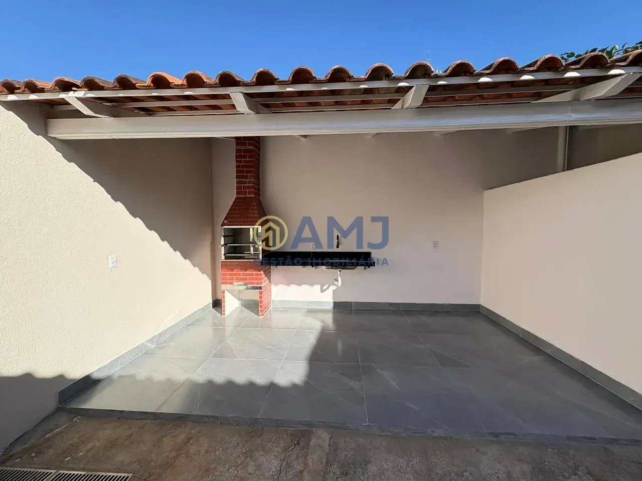 Imagem Casa Totalmente Reformada no Setor Orientville!
