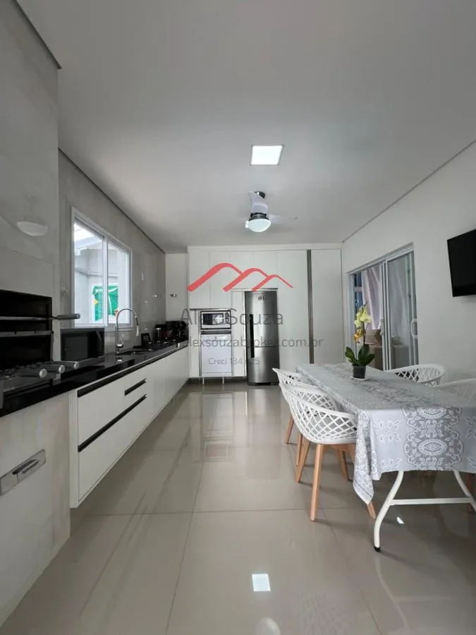 Imagem Casa em Condomínio para Venda em Hortolândia, Parque Ortolândia, 3 dormitórios, 1 suíte, 3 banheiros, 4 vagas