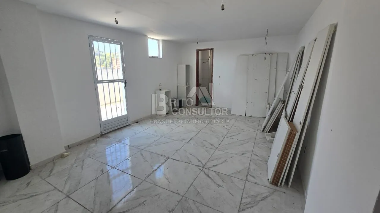 Imagem Vendo Sala Comercial, 28 m², em Alcântara, São Gonçalo/RJ