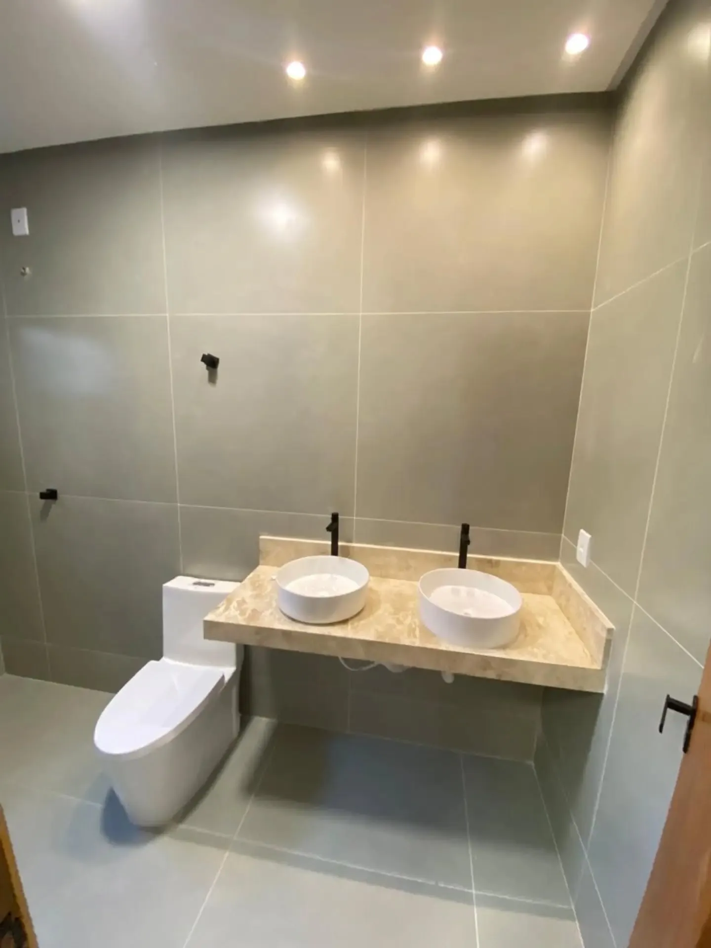 Imagem Casa 3 Suites Sozinha No Lote No Jardim Olimpico