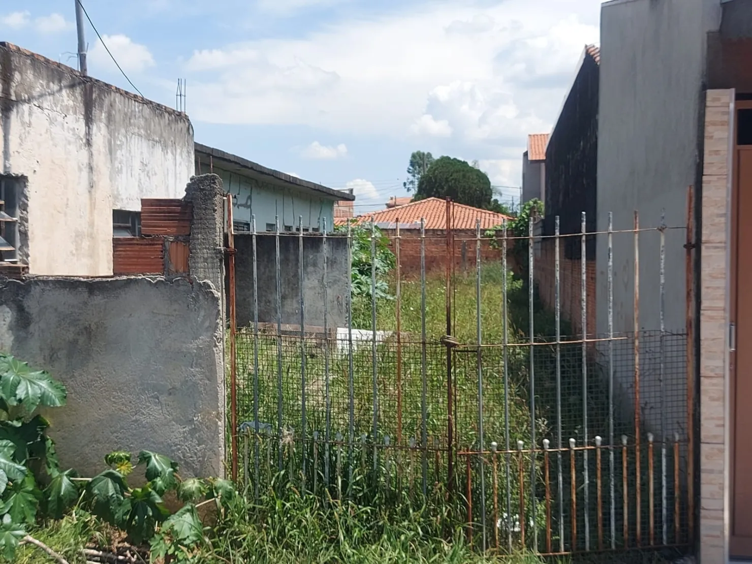 Imagem Terreno à venda 150M², Laerte Assunção, Pindamonhangaba - SP