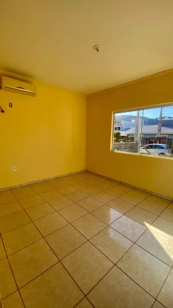 Imagem Casa à venda em Areias de Macacu, Garopaba-SC: 3 quartos, 140m² e muito conforto!