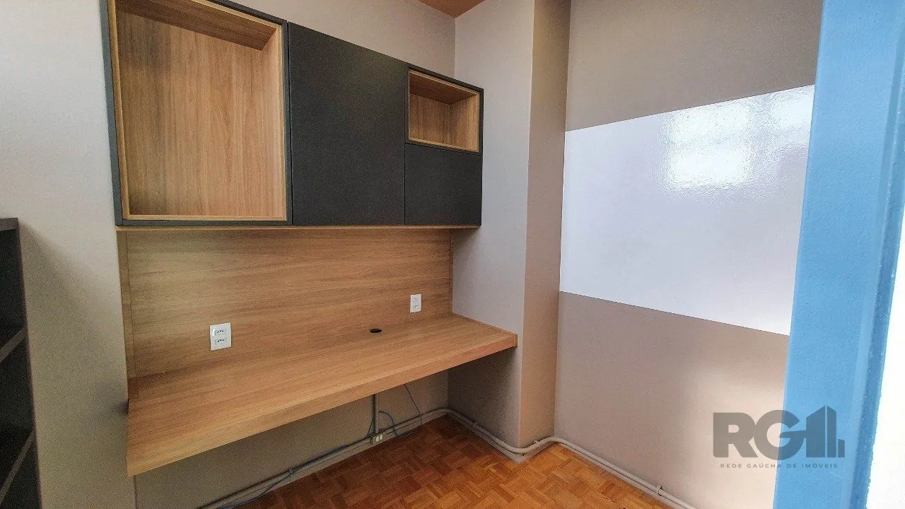 Imagem Apartamento com 4 quartos, vaga de garagem, no bairro Moinhos de Vento, Poa/RS