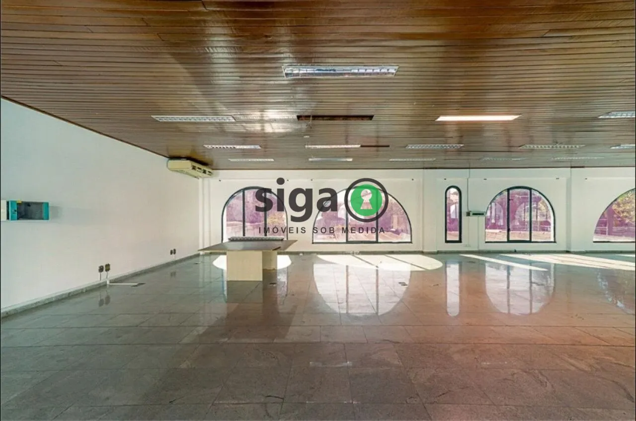 Foto do imóvel Casa Comercial de Alto Padrão de 1250 metros ao lado do JOCKEY CLUB