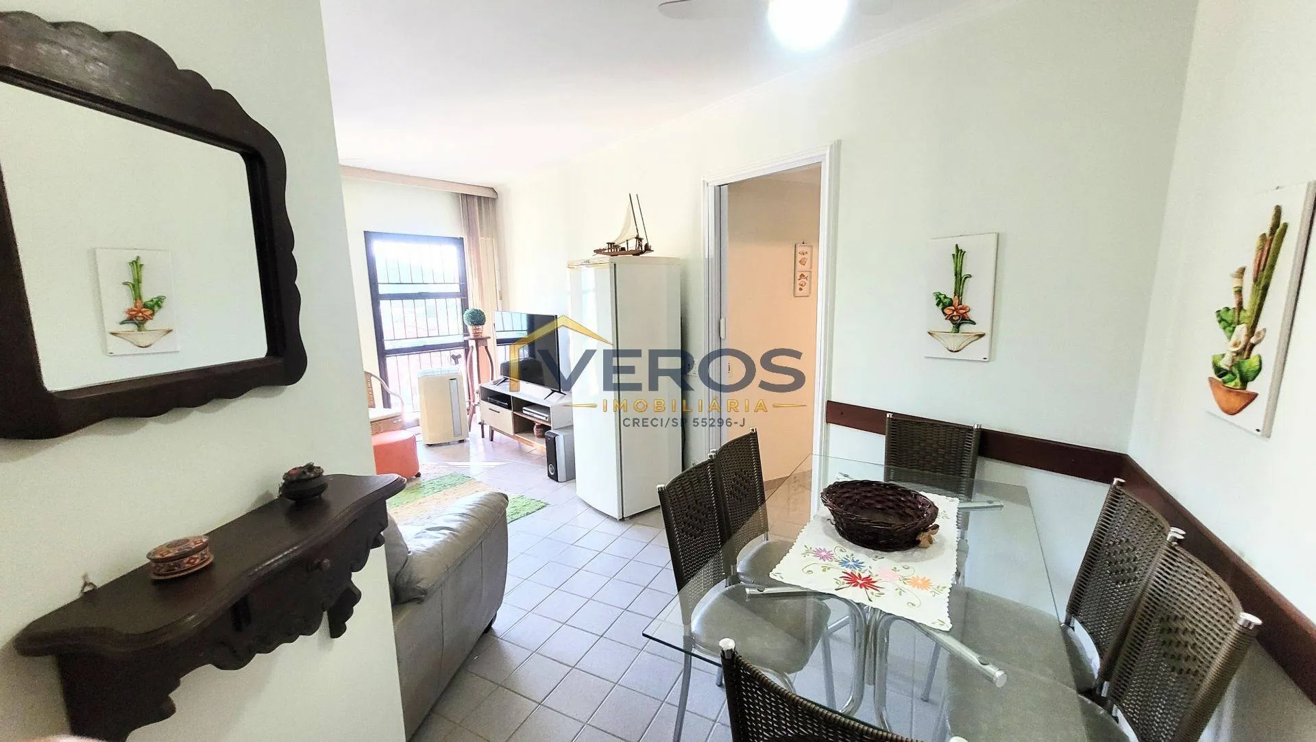 Imagem Apartamento na orla da praia Venda no prédio redondo na Martim de Sá