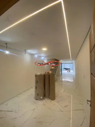Imagem SOBRADOS DE TRÊS DORMITÓRIOS À VENDA NA CIDADE LÍDER - ZL SÃO PAULO.