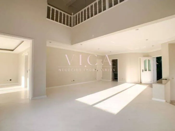 Imagem Alphaville 10 | Casa 600m² 4 suítes, lareira e 6 vagas | R$ 4,2 mi