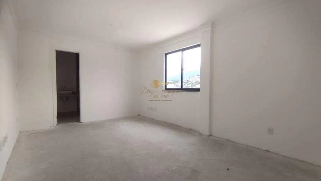 Imagem Cobertura para Venda em Teresópolis / RJ no bairro Agriões