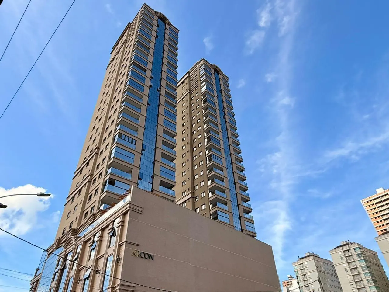 Foto do imóvel Apartamento à venda com 92.9m2 por R$ 2.015.000,00