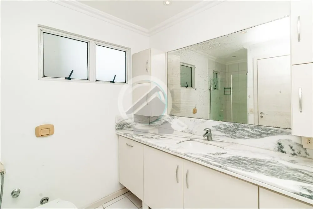 Imagem Encantador Apartamento à Venda no Último Andar com 2 dormitórios e 2 Vagas de Garagem Separadas D...