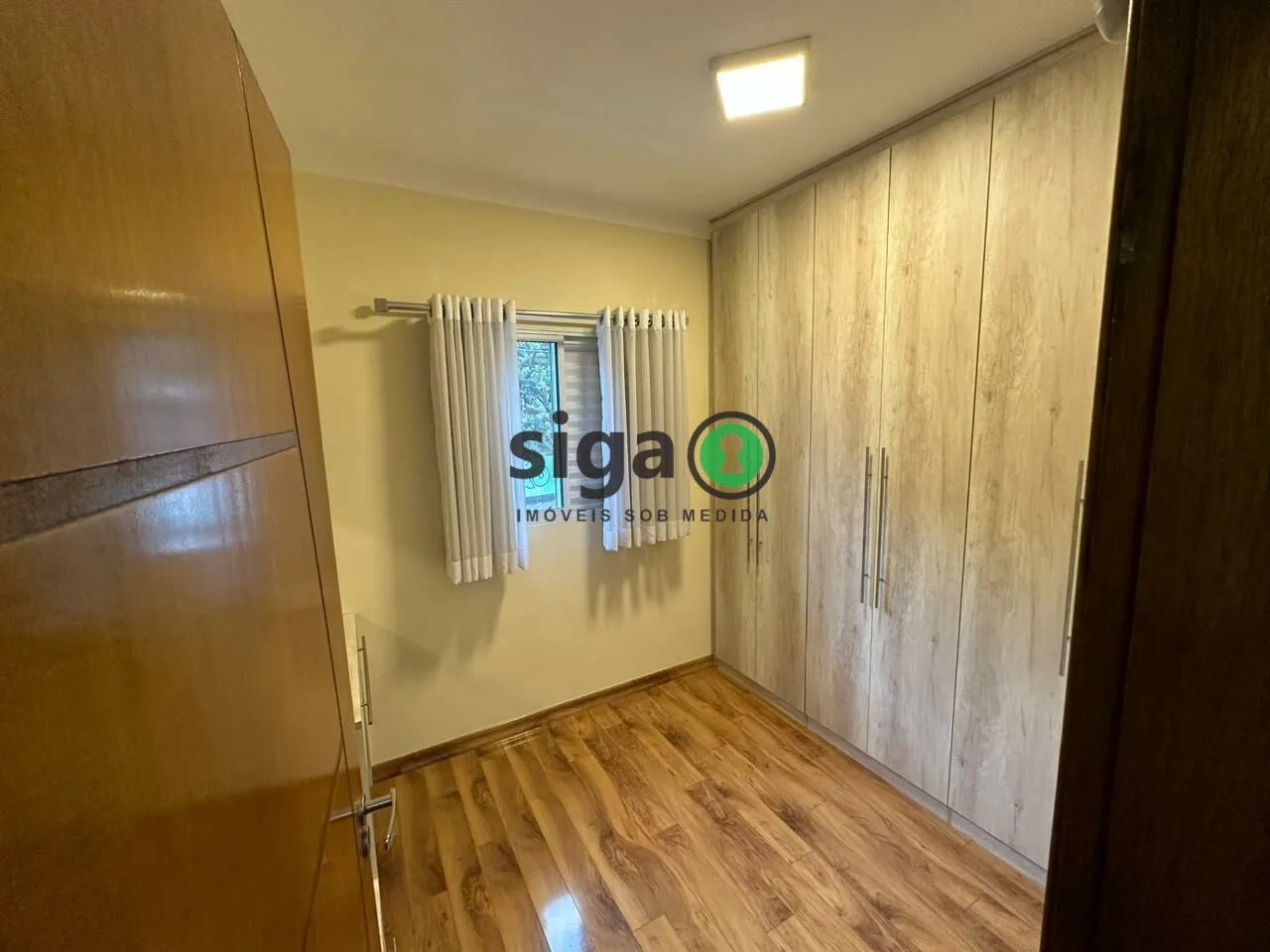 Imagem Sobrado Moderno à Venda no Carrão 3 Suítes, 3 Vagas e Permuta!