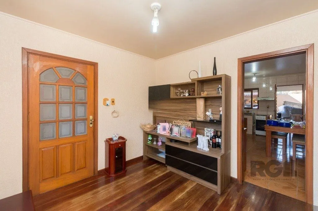 Imagem Casa de 4 quartos com 265m², no bairro Cavalhada