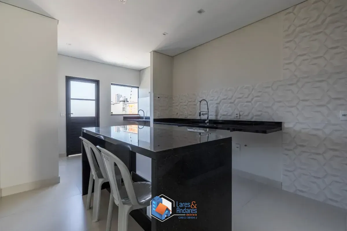 Imagem Casa para venda em Vila Santa Isabel com 3 quartos, sendo 1 suíte, 140m²