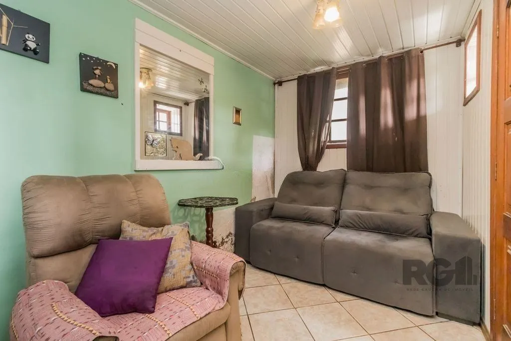 Imagem Casa de 4 dormitórios, no bairro Vila Jardim