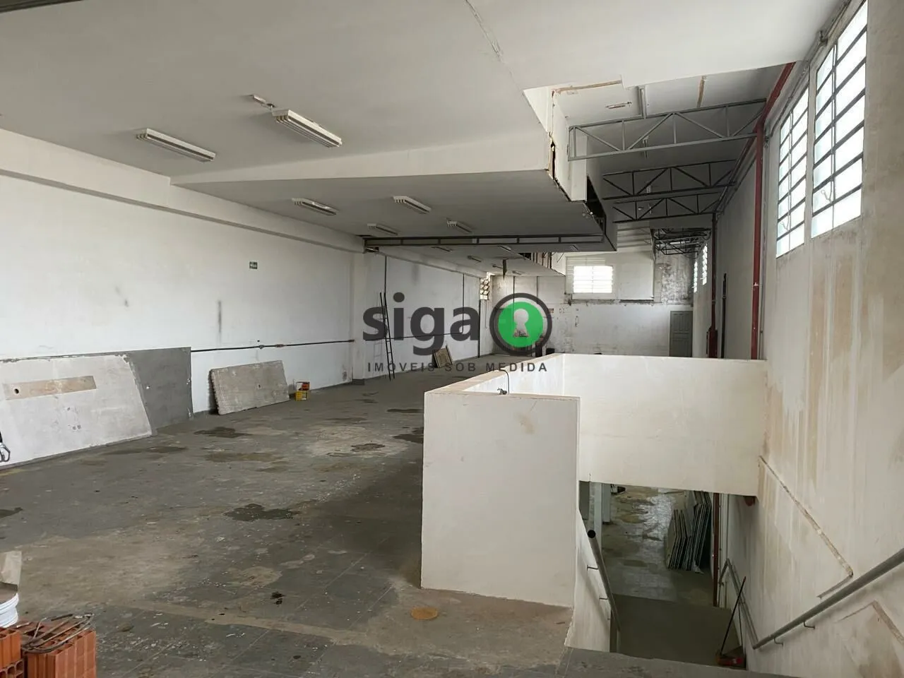Imagem GALPÃO COMERCIAL PARA VENDA E LOCAÇÃO, 1.032 m² - CIDADE ADEMAR ZONEAMENTO ZEIS-I