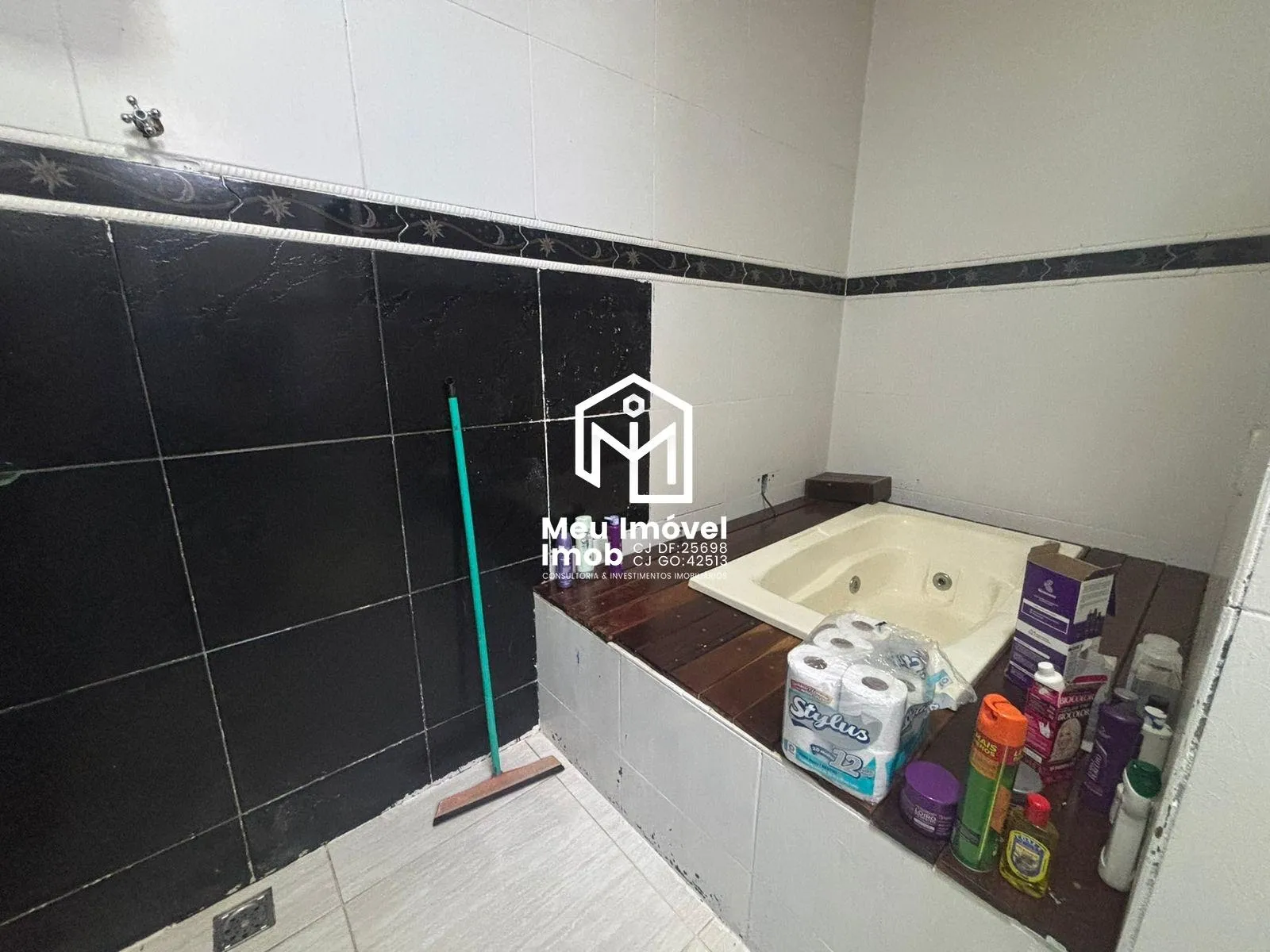 Imagem Casa Jardim Europa 2 Quartos 2 Suítes 4 Vagas 120m²