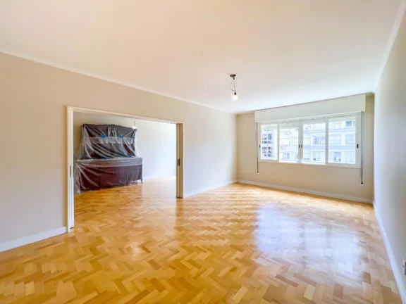Imagem Apartamento para venda no bairro Moinhos de Vento em Porto Alegre