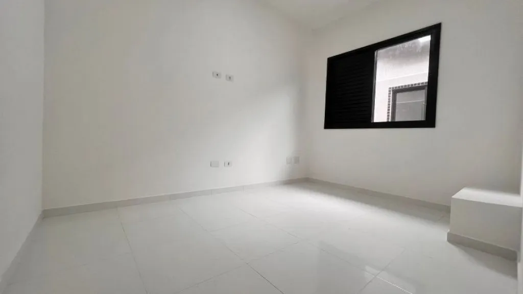 Imagem CASA COM 55,00 m² - MARACANÃ - PRAIA GRANDE SP