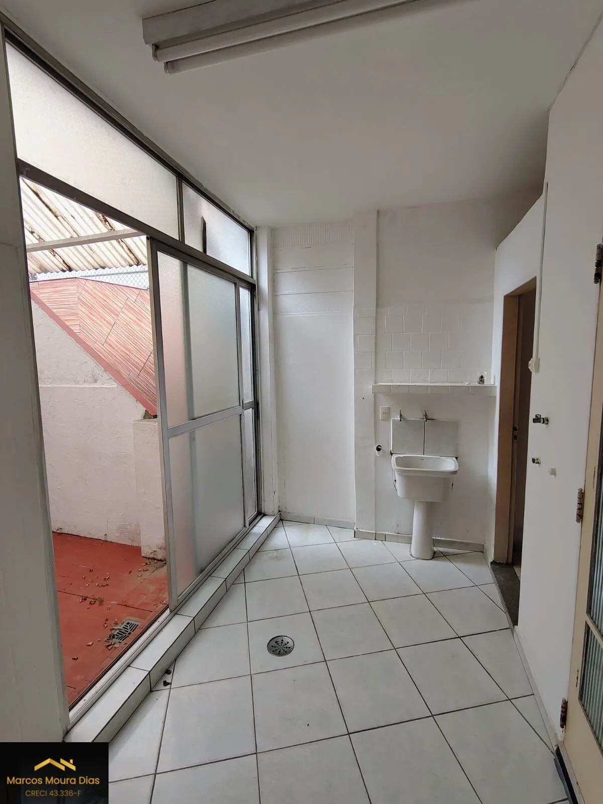 Imagem Sobrado com 270 m² construídos em terreno de 183m² ( frente 6.60m) no Jardim Paulista
