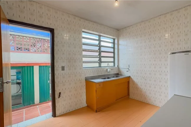 Imagem Casa para venda no bairro Jardim Lindóia em Porto Alegre