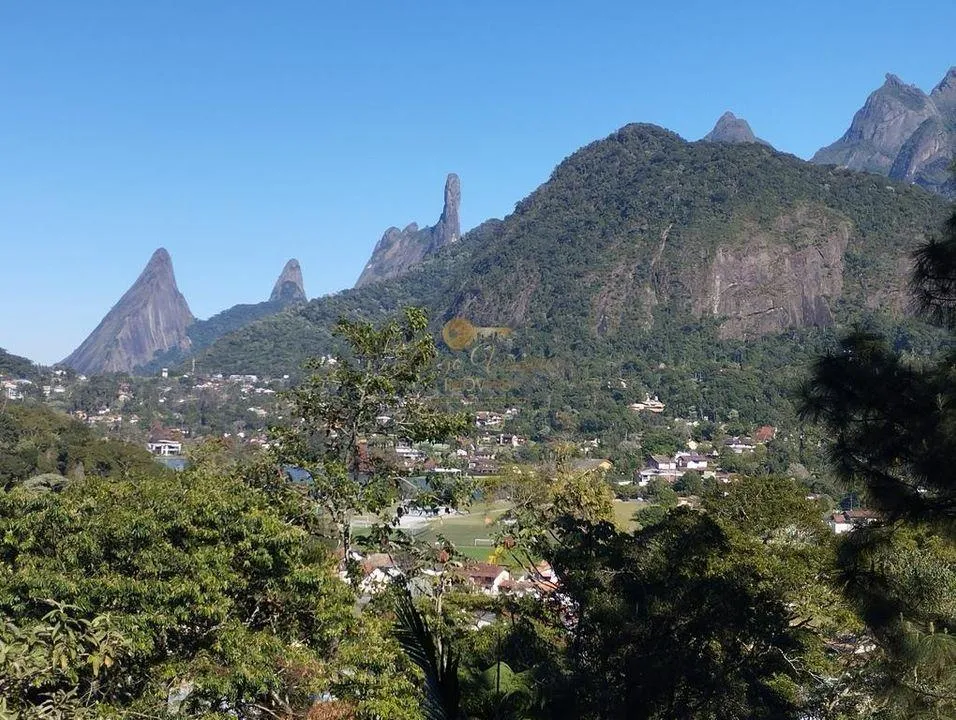 Foto do imóvel Terreno para Venda em Teresópolis / RJ em Rua Samuel Vieira