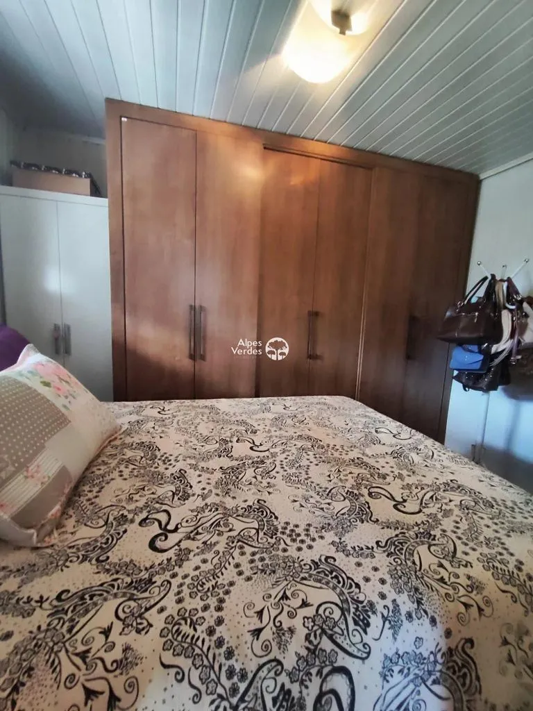 Imagem Vende-se casa 3 dormitorios 5 minutos da Catedral de Pedra