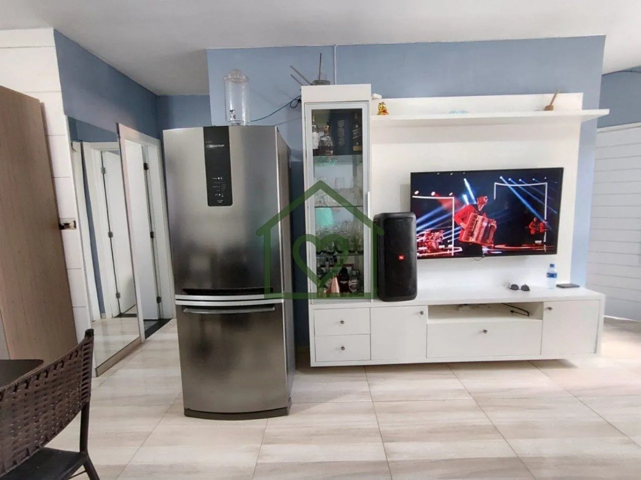 Imagem Casa com 2 dormitórios, 2 vaga de estacionamento coberta, localizada no bairro Jardim Algarve, em A...