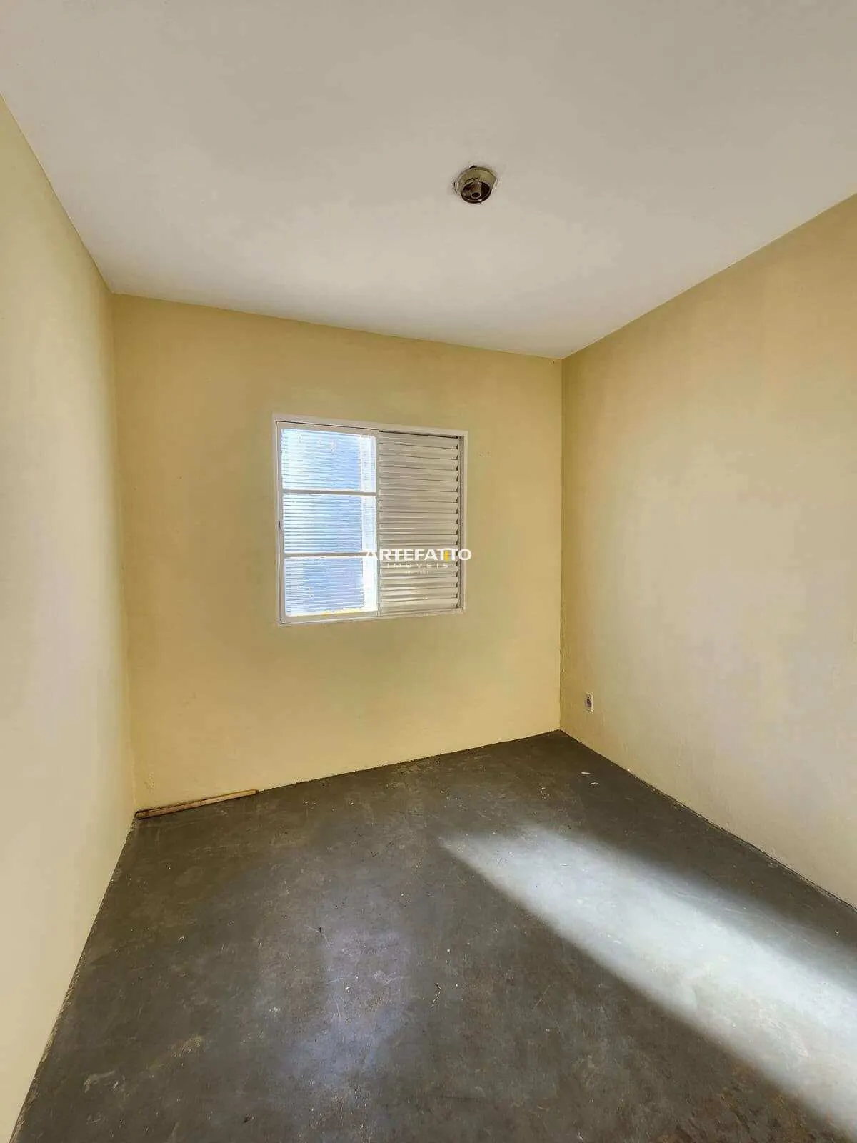 Imagem Casa à venda em Franca, Parque dos Pinhais, com 2 quartos, 55m2