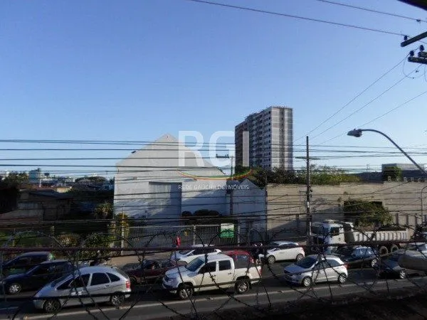 Imagem Prédio residencial e comercial, no bairro Navegantes em Porto Alegre