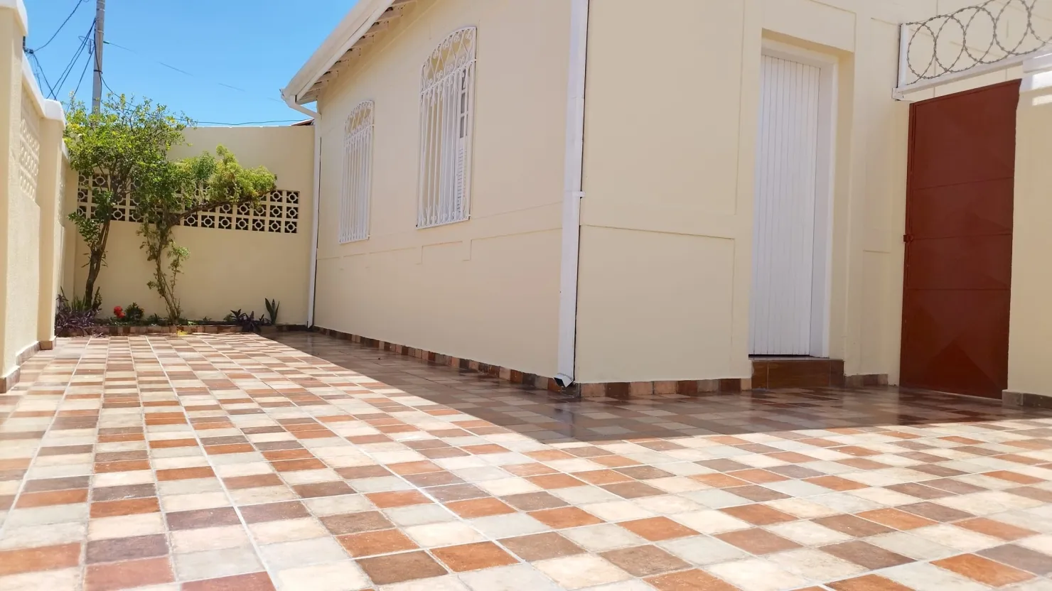 Imagem Comercial à venda 2 Vagas, 250M², Centro, Taubaté - SP