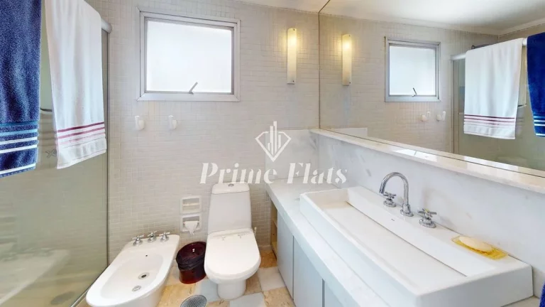 Imagem Flat disponível para locação no Saint Charles Residence Service, com 90m², 1 dormitórios e 1 vaga de garagem