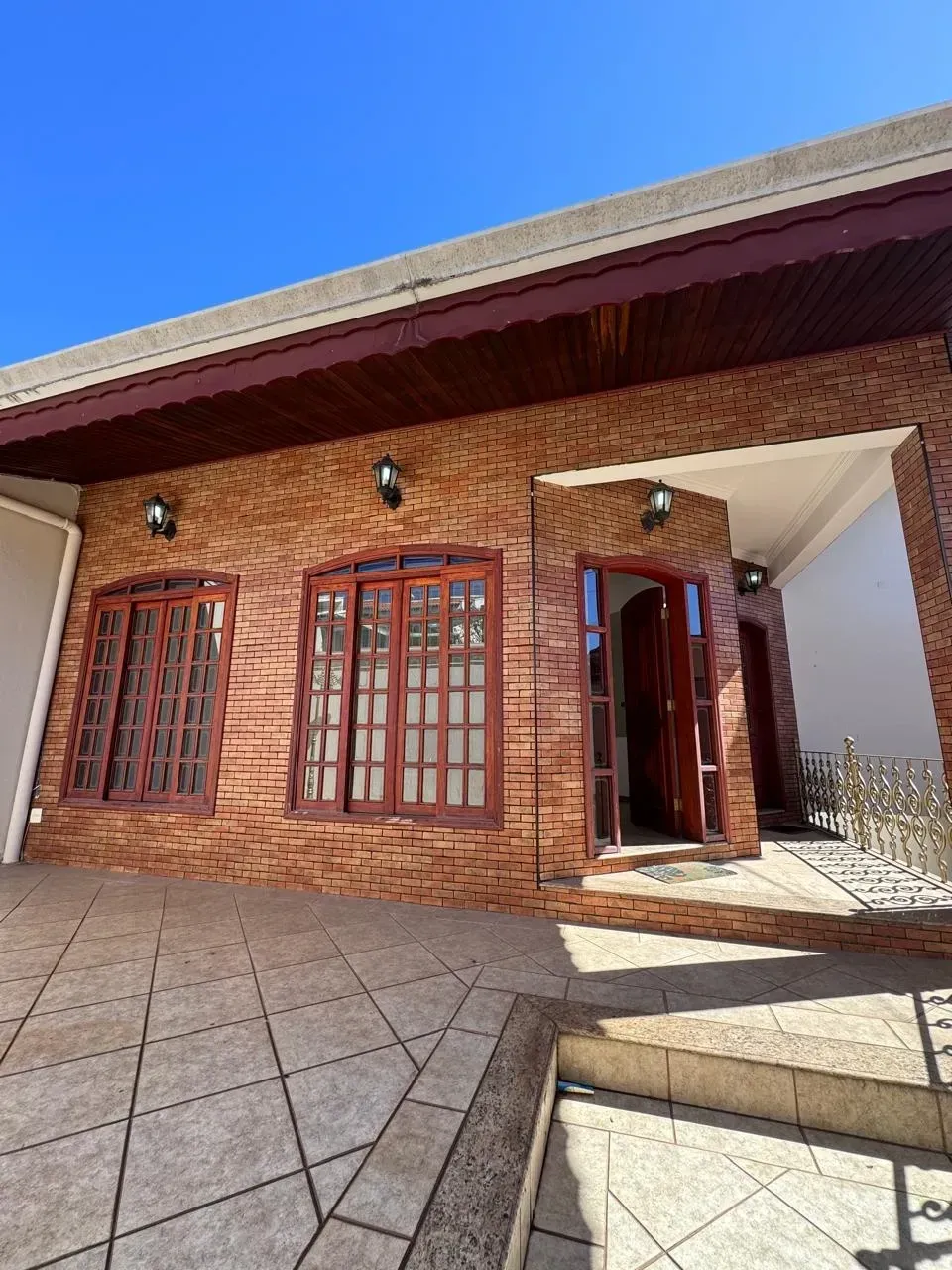 Imagem Casa com 3 Quartos à Venda ou Locação, 400 m² em Jardim da Fonte - Jundiaí