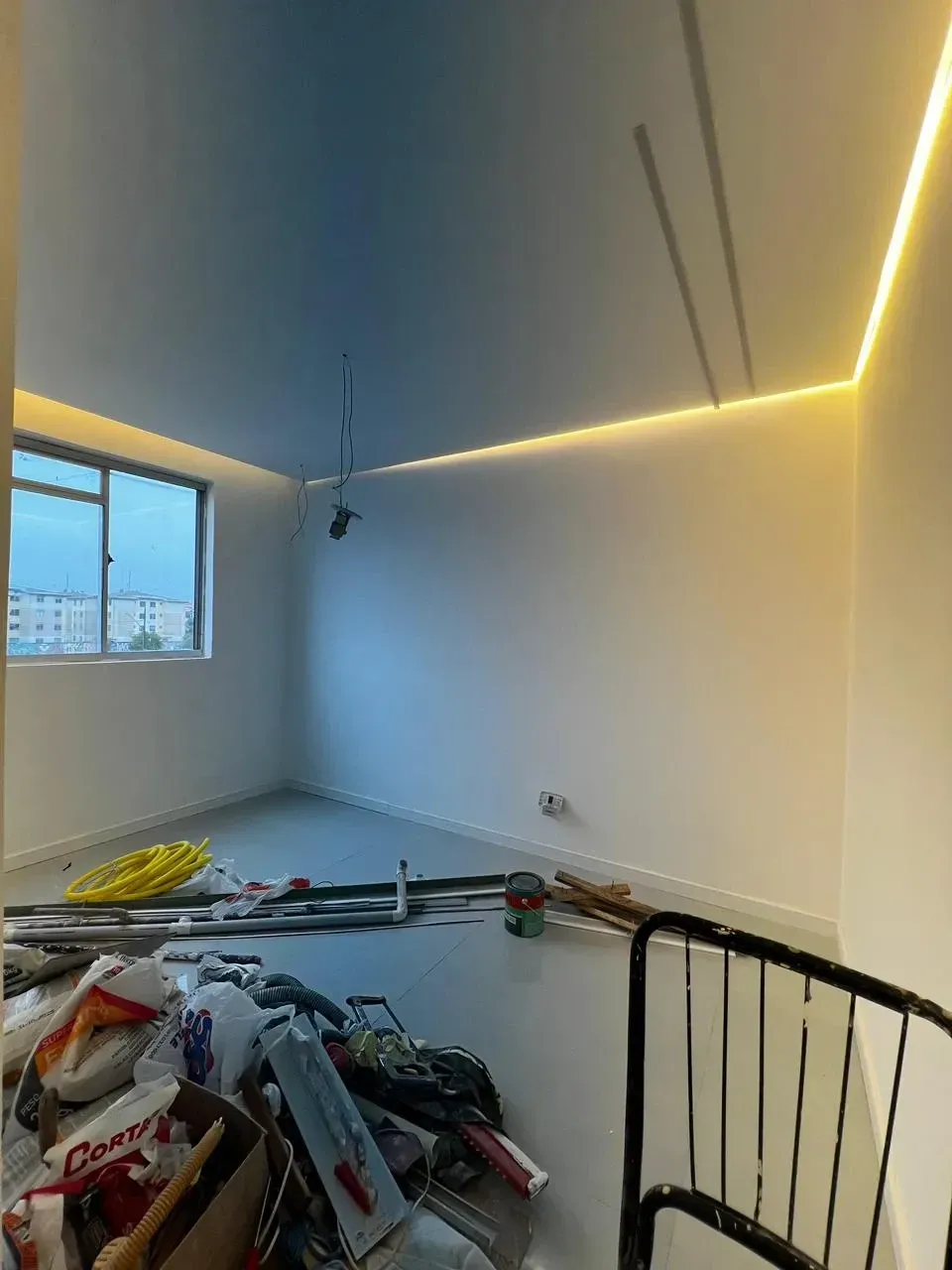 Imagem Apartamento com 2 Quartos à Venda, 42 m² em Sítio Cercado - Curitiba