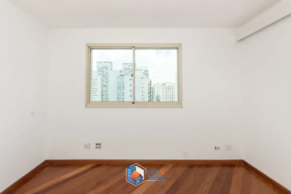 Imagem Apartamento para venda em Moema com 2 quartos, sendo 2 suítes, 138m²