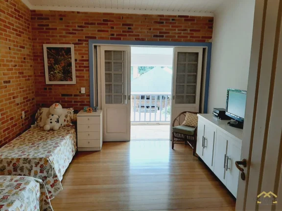 Imagem Casa em condomínio à Venda (PORTEIRA FECHADA) AC 800 m2, Piscina, quadra de Tênis. . . Jundiaí/SP