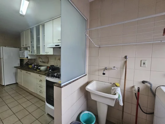 Imagem Apartamento de 3 quartos (sendo 1 suite com varanda e 1 quarto revertido) em Agriões, Teresópolis RJ