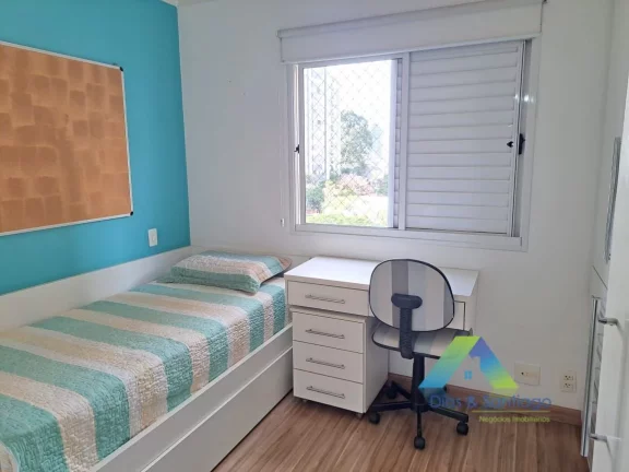 Imagem Apartamento de 101m² com 3 dormitórios, 2 suítes, 2 vagas cobertas em localização privilegiada na área nobre da Vila Mariana/Zsul..