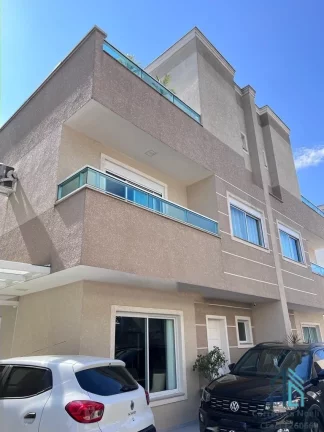 Imagem Sobrado a venda 03 quartos c/suíte, terraço, ático, ótima localização, no Uberaba em Curitiba PR