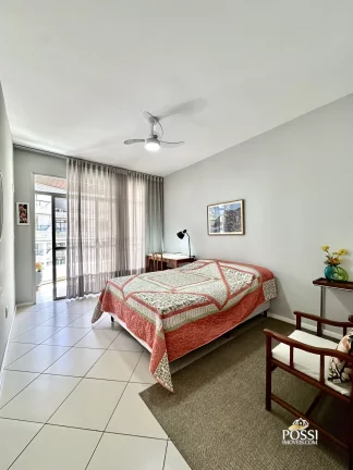 Imagem Quadra do mar da Praia da Costa, amplo 3 quartos com 1 suíte. Ampla Cozinha