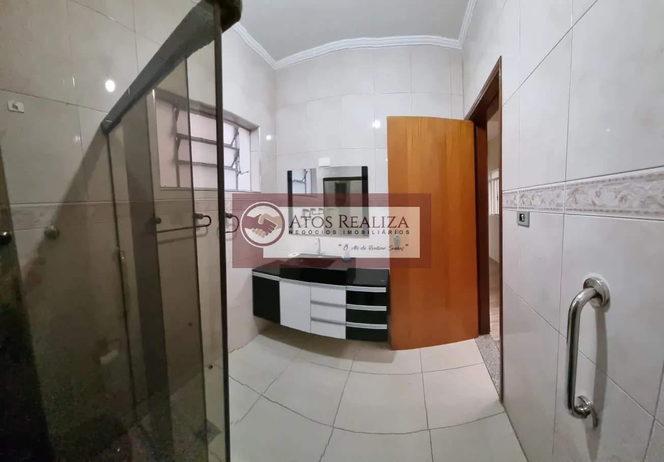 Imagem Sobrado à venda em Jardim Santa Cruz - São Paulo com 220M², 4 dormitórios e 3 banheiros por R$ 690.000,00