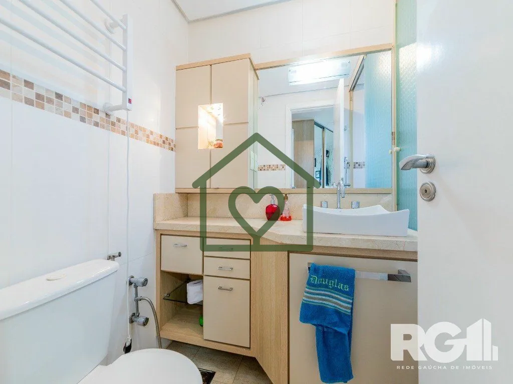 Imagem EXCLUSIVIDADE Belíssima casa de 4 suítes + gabinete no condomínio fechado Terra Mater com vista e...